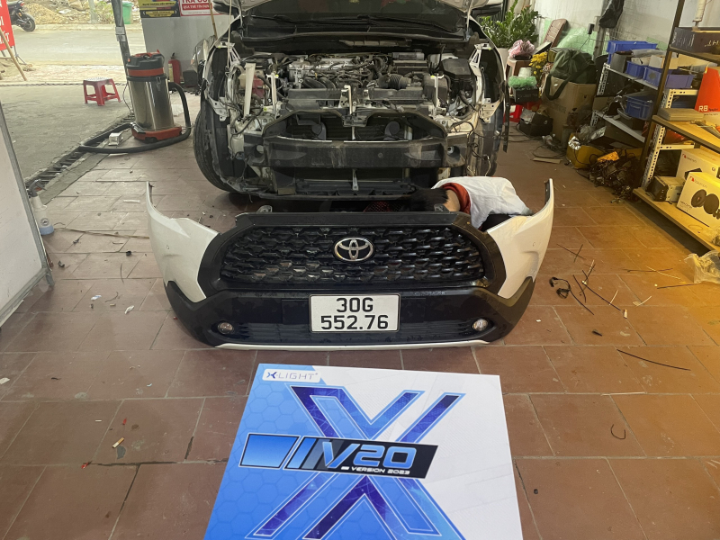 Độ đèn nâng cấp ánh sáng  TOYOTA 				